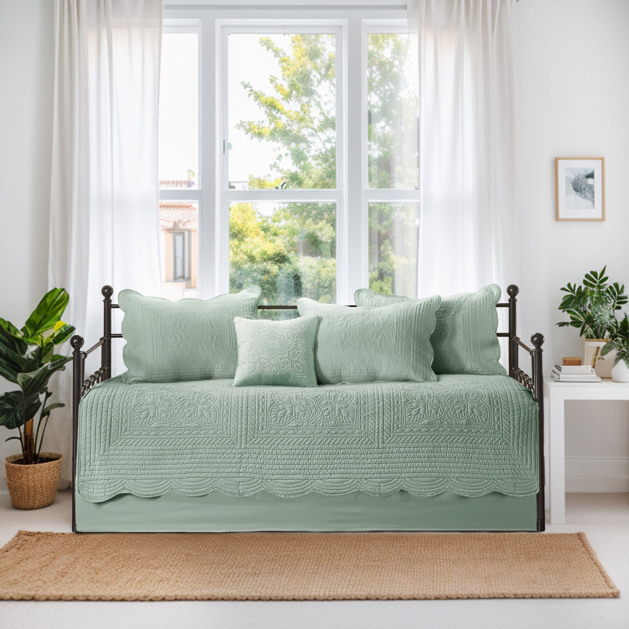 Seafoam Reversible Microfiber Daybed Cover Set with Scalloped Edges