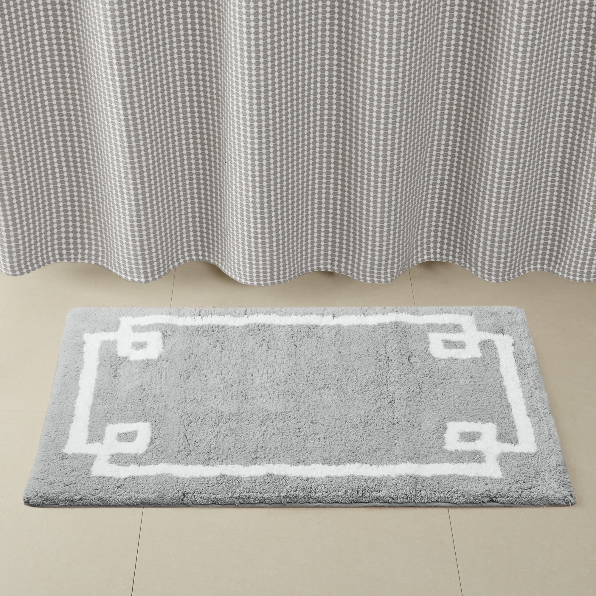 Gray Cotton Tufted Bath Rug with White Border, 20" x 30"