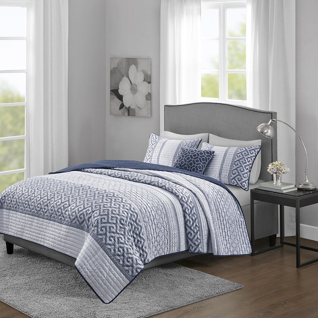Navy Reversible Microfiber Full Quilt Set with Decorative Pillow