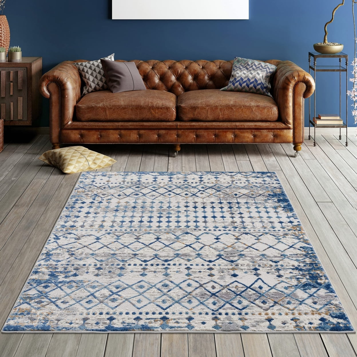 Hannah 4' x 6' Gold and Cream Cotton Synthetic Area Rug