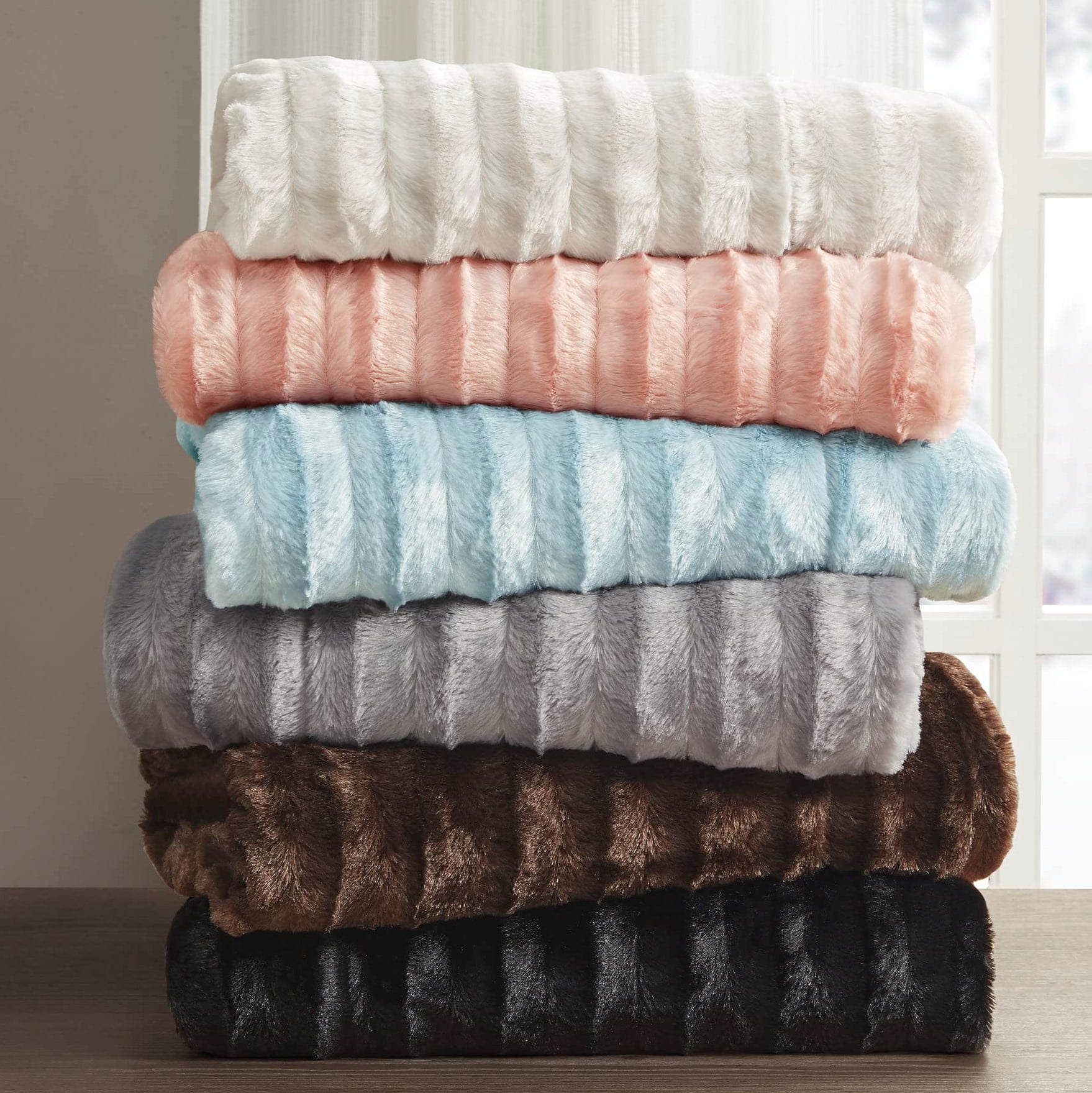 Madison Park Long Faux Fur Throw Blanket Cozy Soft Luxury 50x60