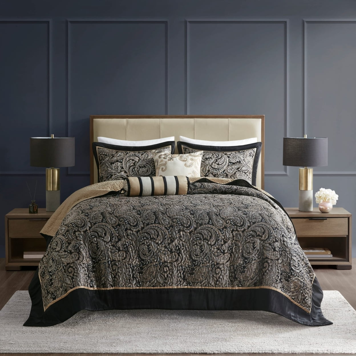 Aubrey Queen Black Cotton Reversible Jacquard Bedspread Set