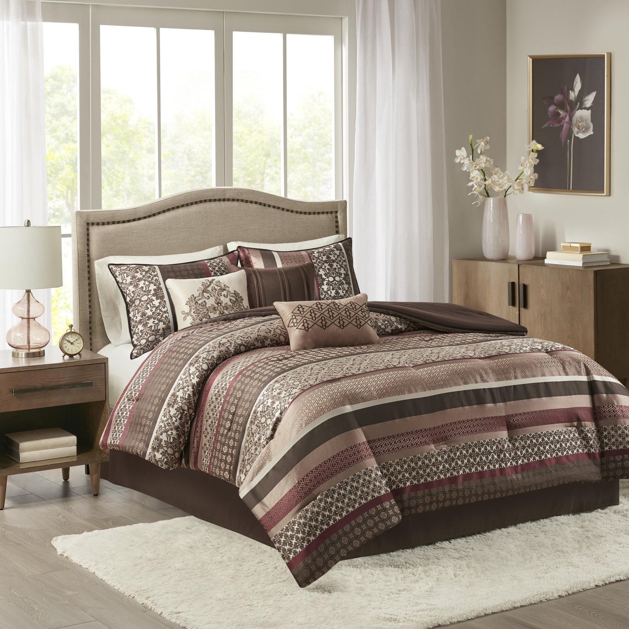 Ivory and Red Reversible Queen Microfiber Comforter Set