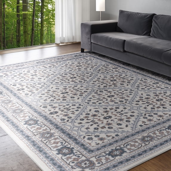 Madison Traditional 4' x 5' Cream Polypropylene Indoor Area Rug