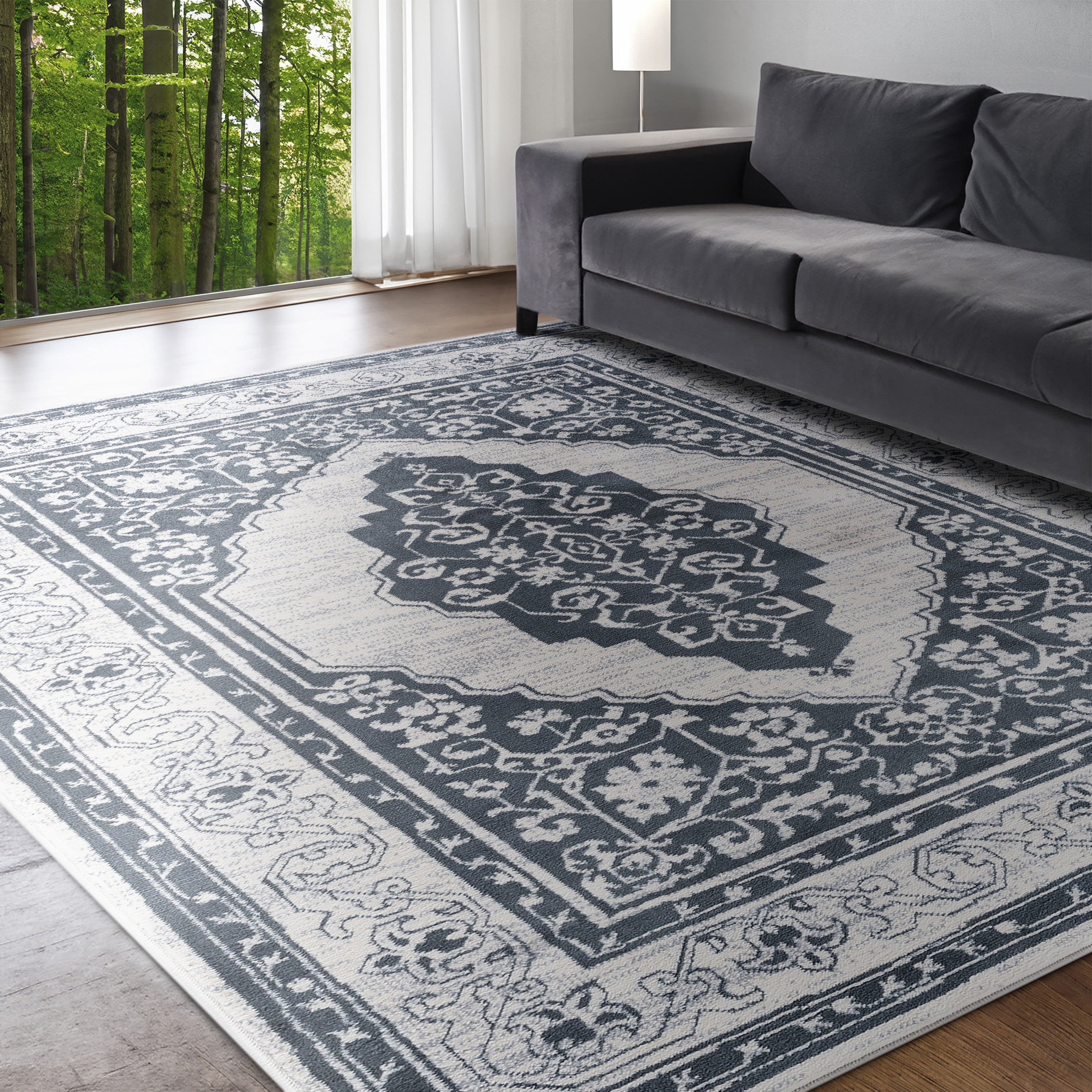 Madison Traditional 9' x 12' Gray and Cream Polypropylene Indoor Area Rug