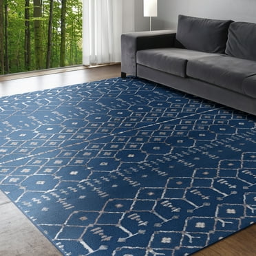 Madison Transitional 5' x 7' Navy and Cream Polypropylene Indoor Area Rug