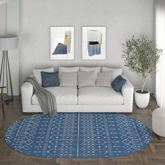Madison Transitional 5' x 7' Oval Navy and Cream Polypropylene Indoor Area Rug