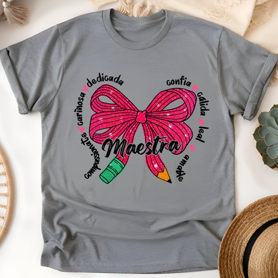 Maestra Teacher Shirt Cute Pink Bow Spanish Tee for Women, Dedicated Kind Gift, Graphite Heather, Size M