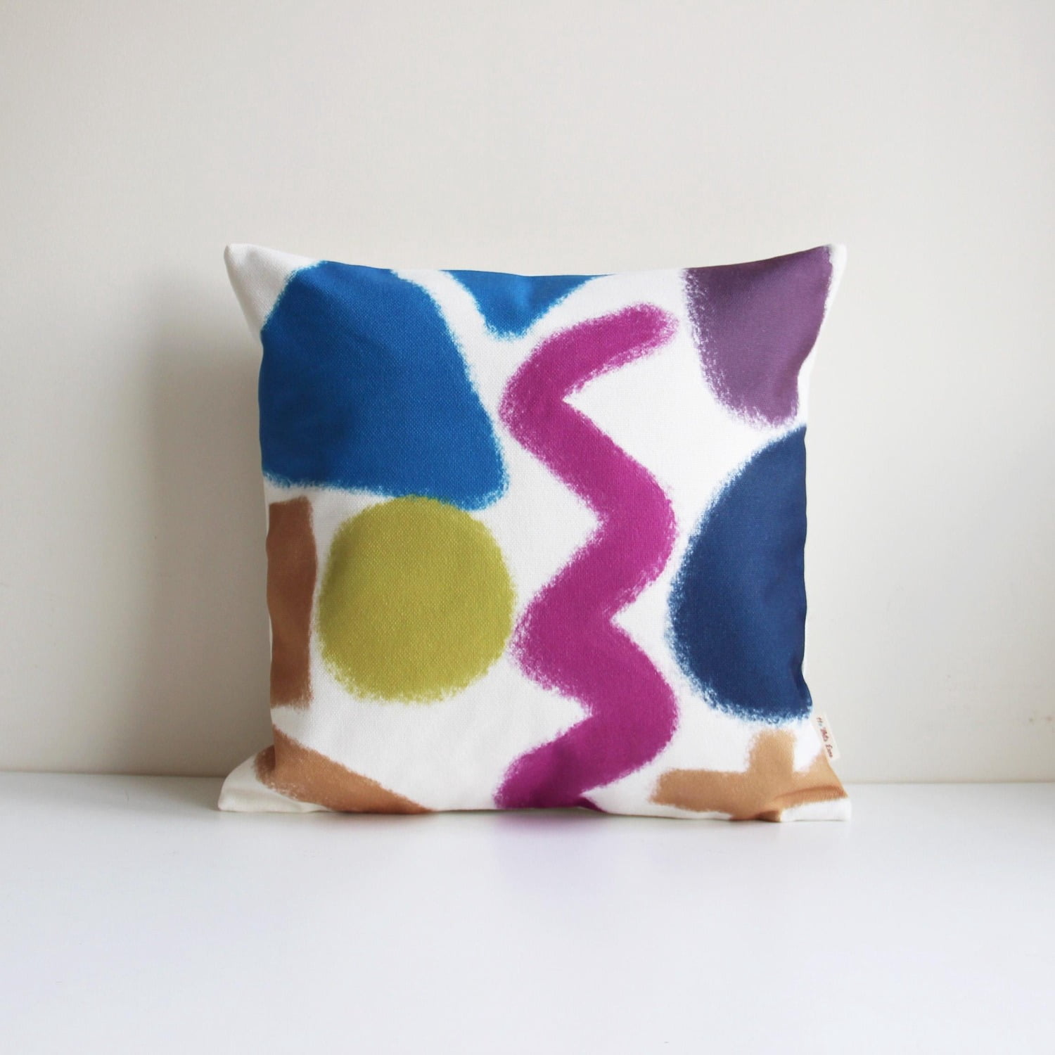 Magenta Olive Geometric Shapes Polyester Velvet Throw Pillow Cover, 2 ...