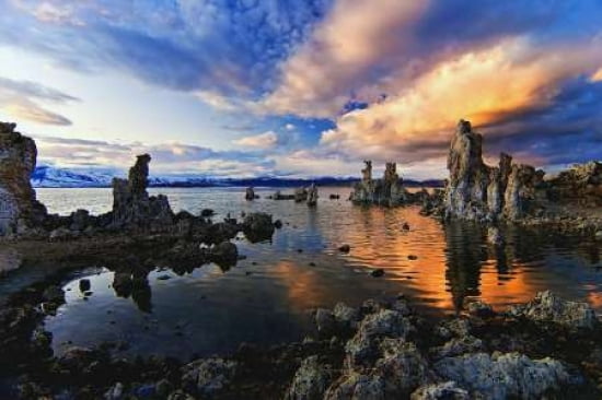 Magical Mono Lake Canvas Art - Andrew J Lee (12 x 18)