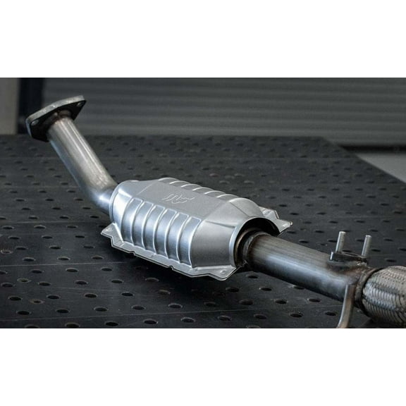 MagnaFlow 447212 Direct-Fit California OBDII Converters Fits select: 1998-1999 CHEVROLET BLAZER, 1998-1999 GMC JIMMY