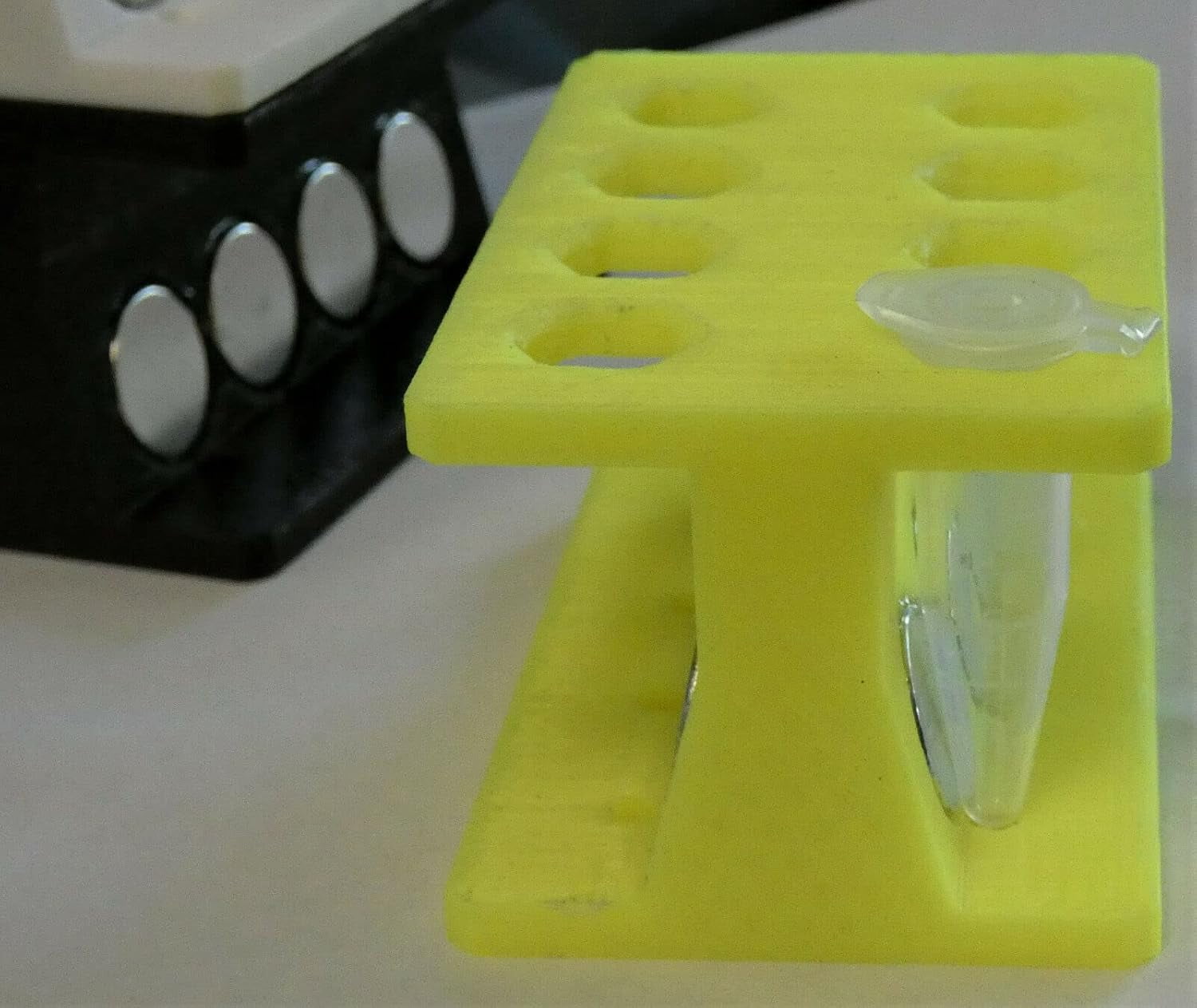 Dna Magnetic Rack Magnetic Beads Separator Rack for 1.5 ml / 2.0 ml Microcentrifuge Tubes ...
