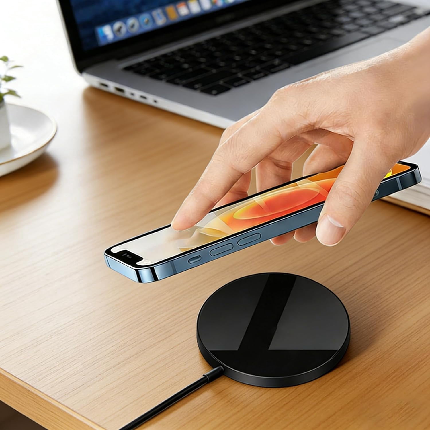 Magnetic Wireless Charger - Fast Charging Power Up to 22.5W, Compatible with iPhone 17/16/15/14/13/12 Series, Strong Magnet Technology,Black
