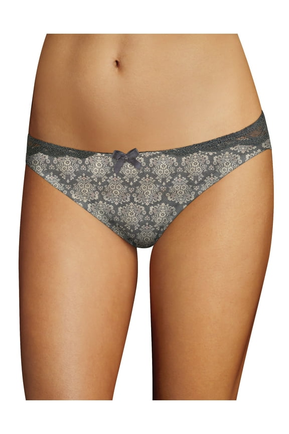 ® Comfort Devotion® Bikini Baroque Print w/ Nine Iron 6 Women's