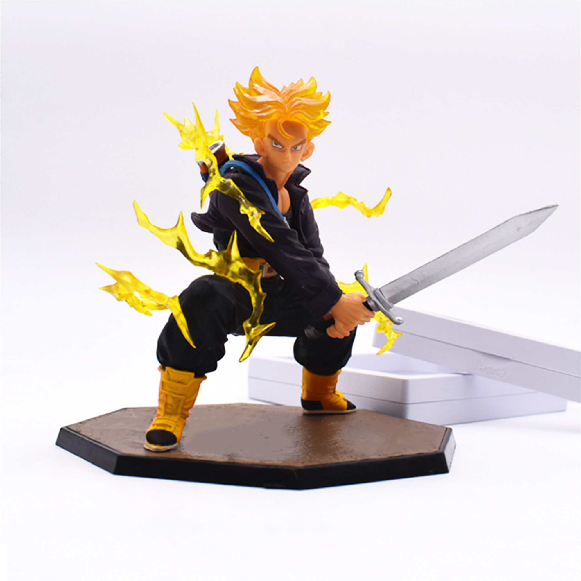 Mainda Dragon Z Super Saiyan Trunks Action Figure 6" Dragon Z Statue