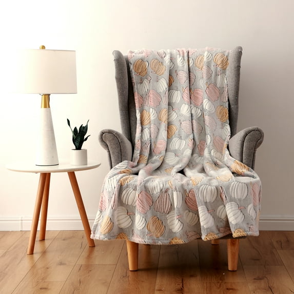 Mainstay Printed Textured Plush Throw 50” x 60” Pumpkins