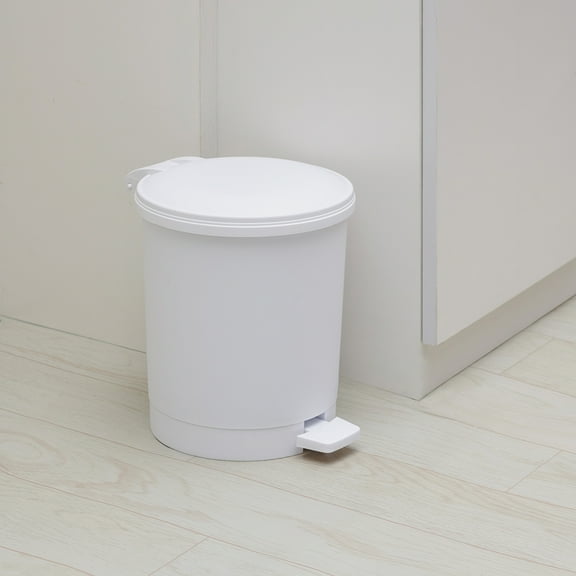 Mainstays 1.5 Gallon Round White Plastic Indoor Step Trash Can for Bathroom