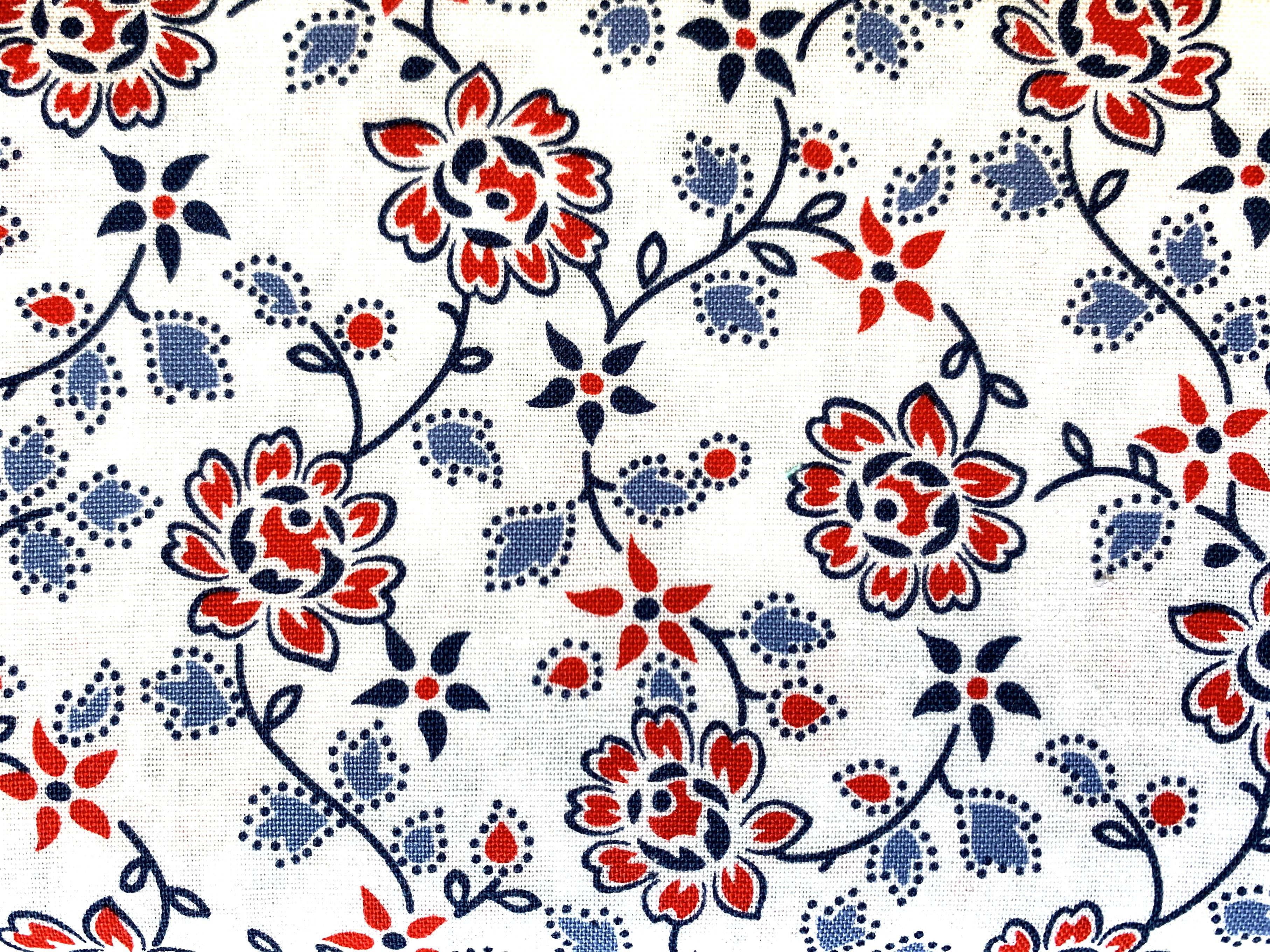 Mainstays 100% Cotton 1 Yard Precut Fabric Blue Red Floral