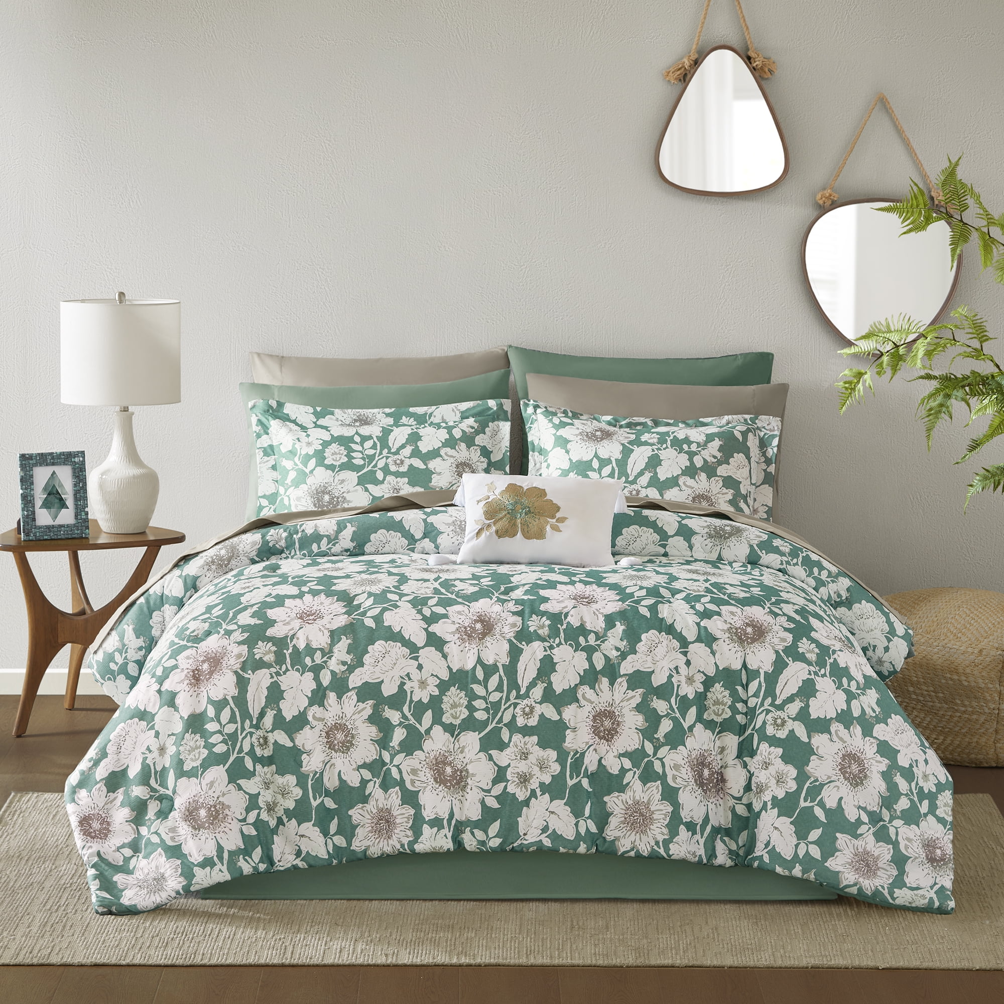 Mainstays 11 Piece Bed in a Bag Comforter Set with Sheets, Green Floral, Full