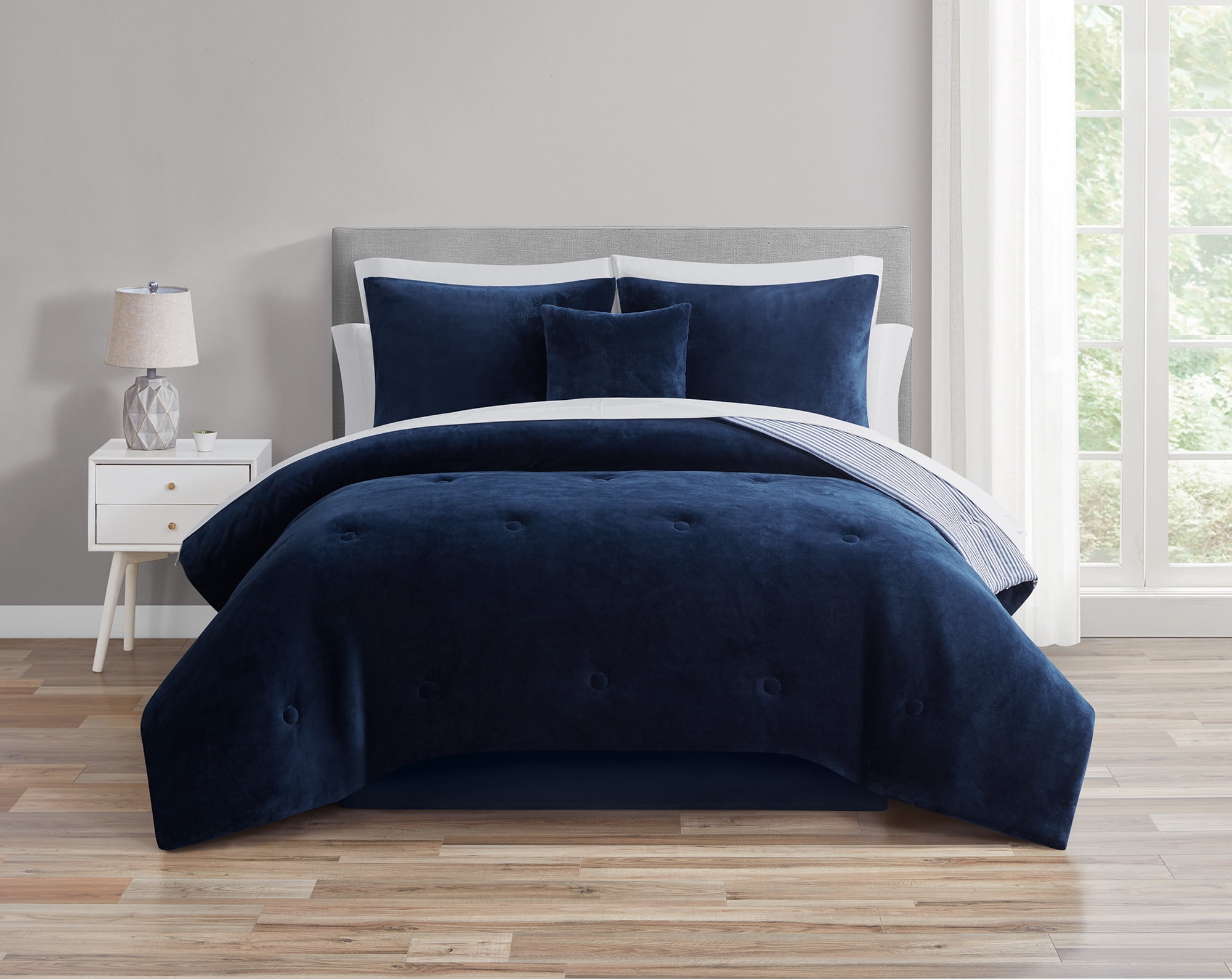 Mainstays 11-Piece Bed in a Bag Comforter Set with Sheets, Navy Microplush, Queen, Unisex