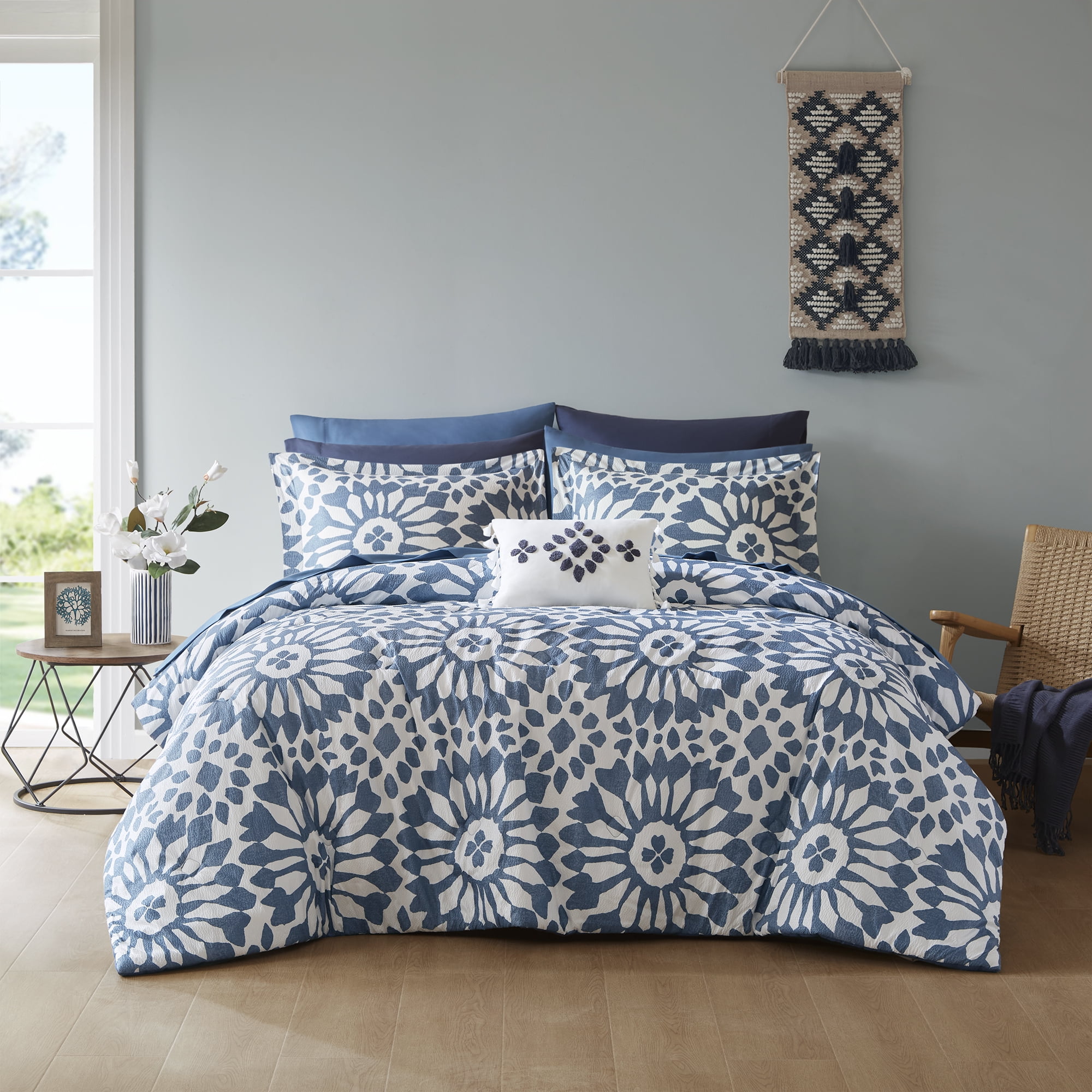 Mainstays 11-Piece Bed in a Bag Comforter Set with Sheets, Washed Indigo Tile Print, Queen