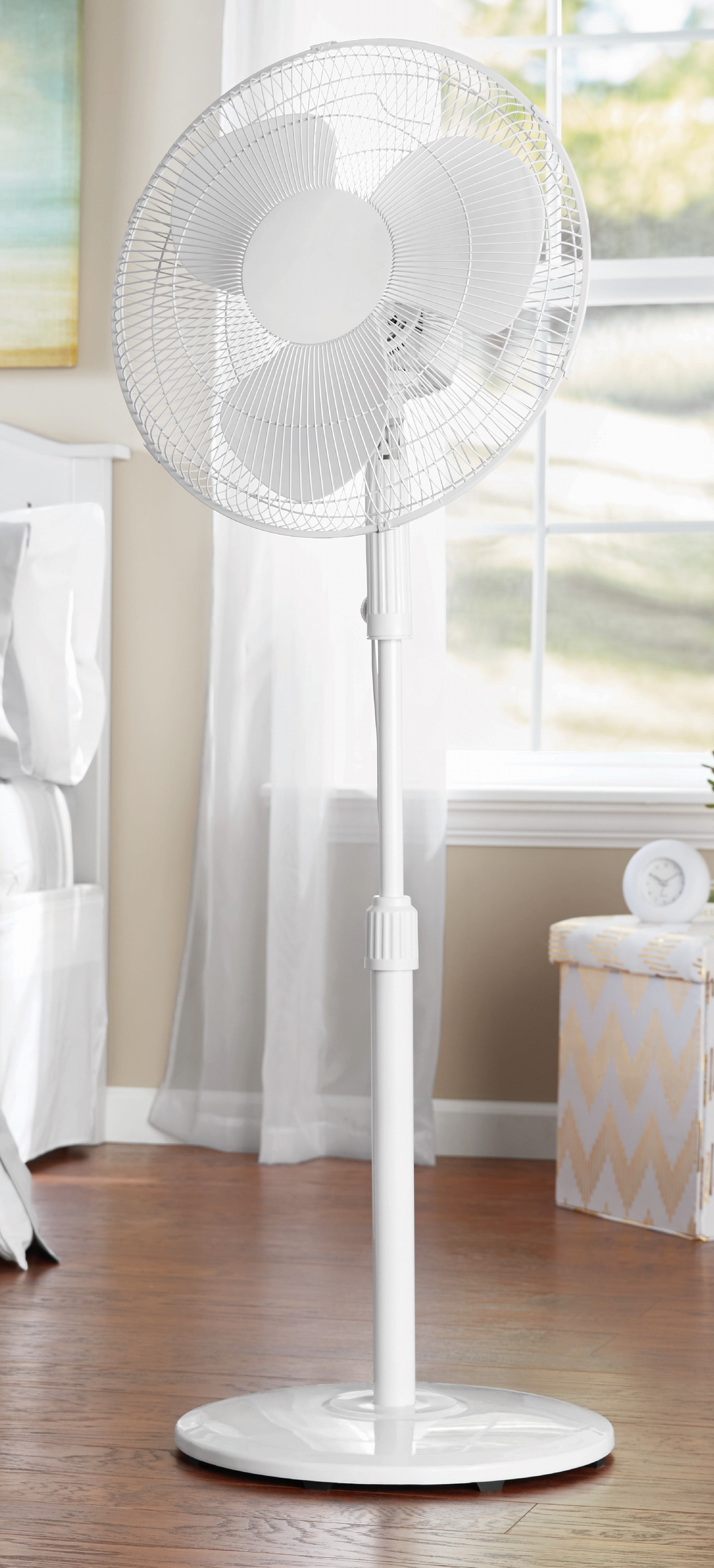 Mainstays 16 3 Speed Oscillating Pedestal Fan Model FS40 8MW White Walmart