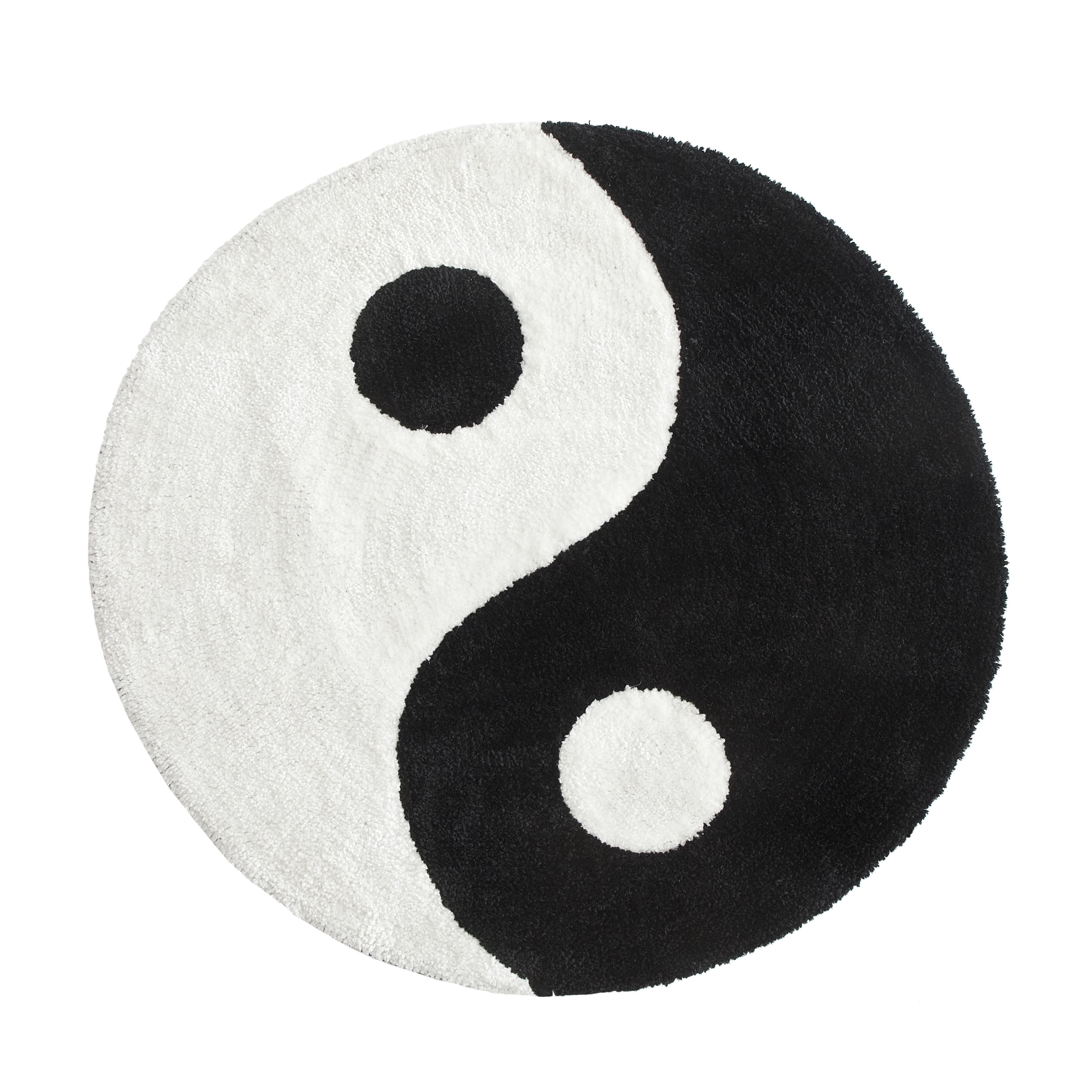 Mainstays 30 in x 30 in Yin Yang Shaped Area Rug, Black and White