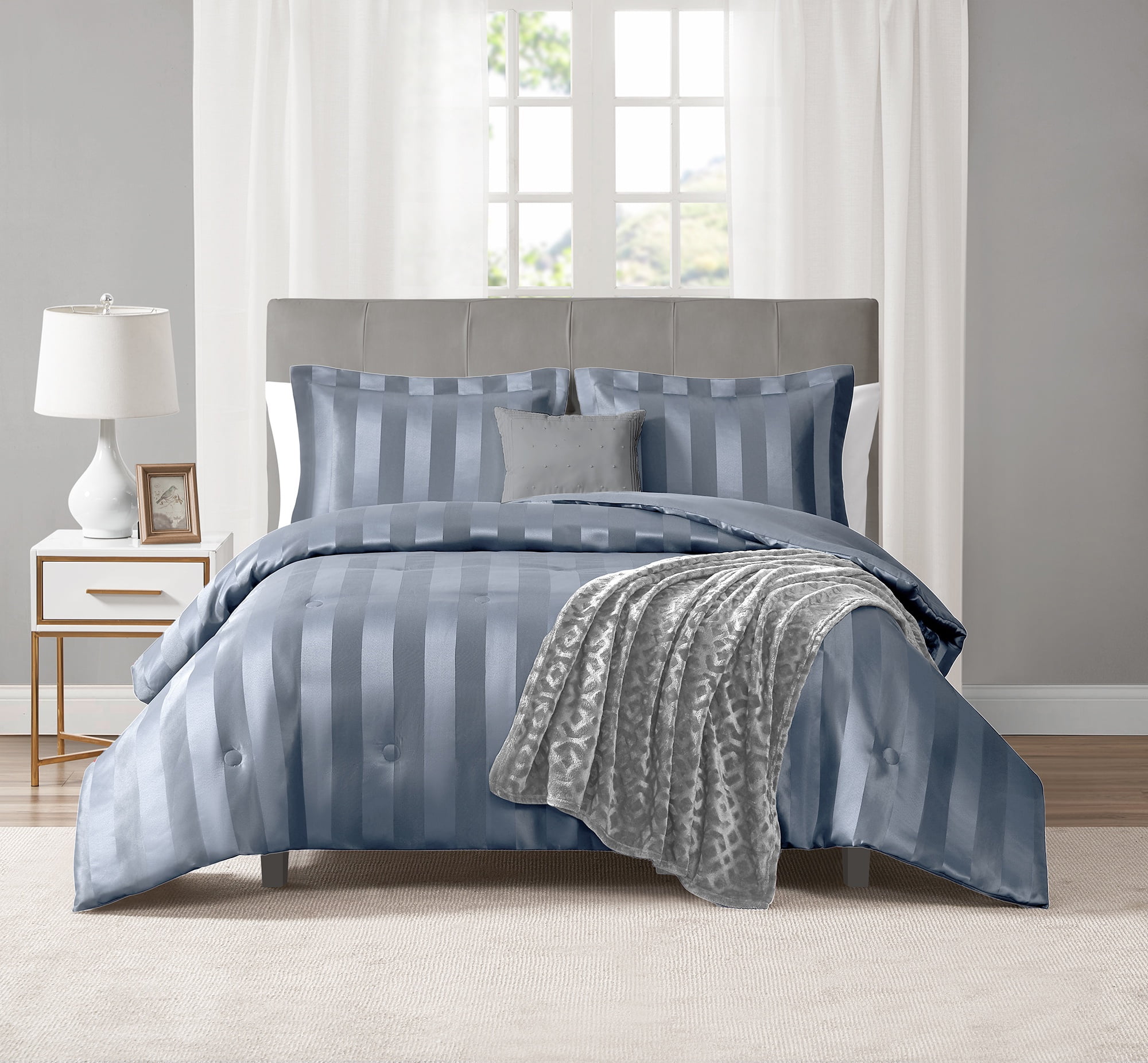 Mainstays 5-Piece Blue Damask Stripe Comforter Set, Full/Queen