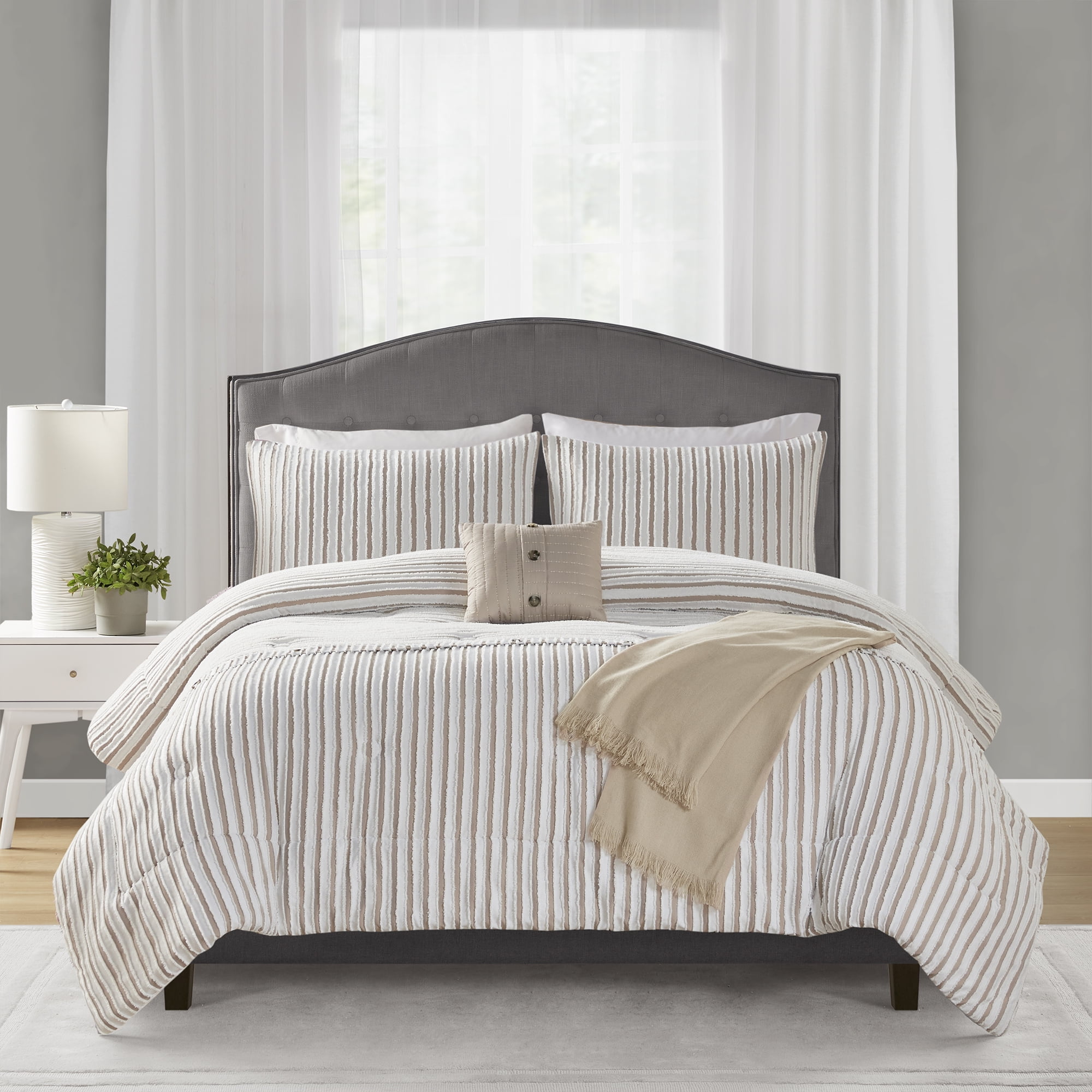 Mainstays 5-Piece Tan Striped Comforter Set, Full/Queen 