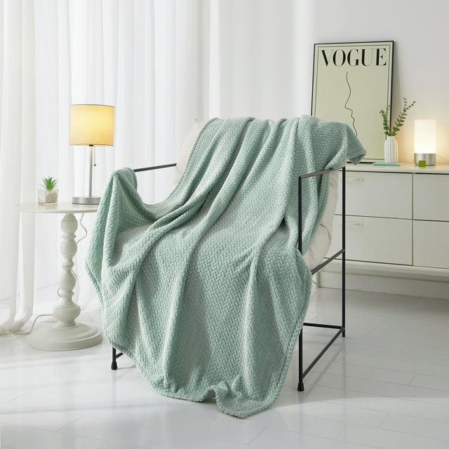 Mainstays Cozy Textured Plush Throw Blanket, Soft Sea, 50"x60" All Ages
