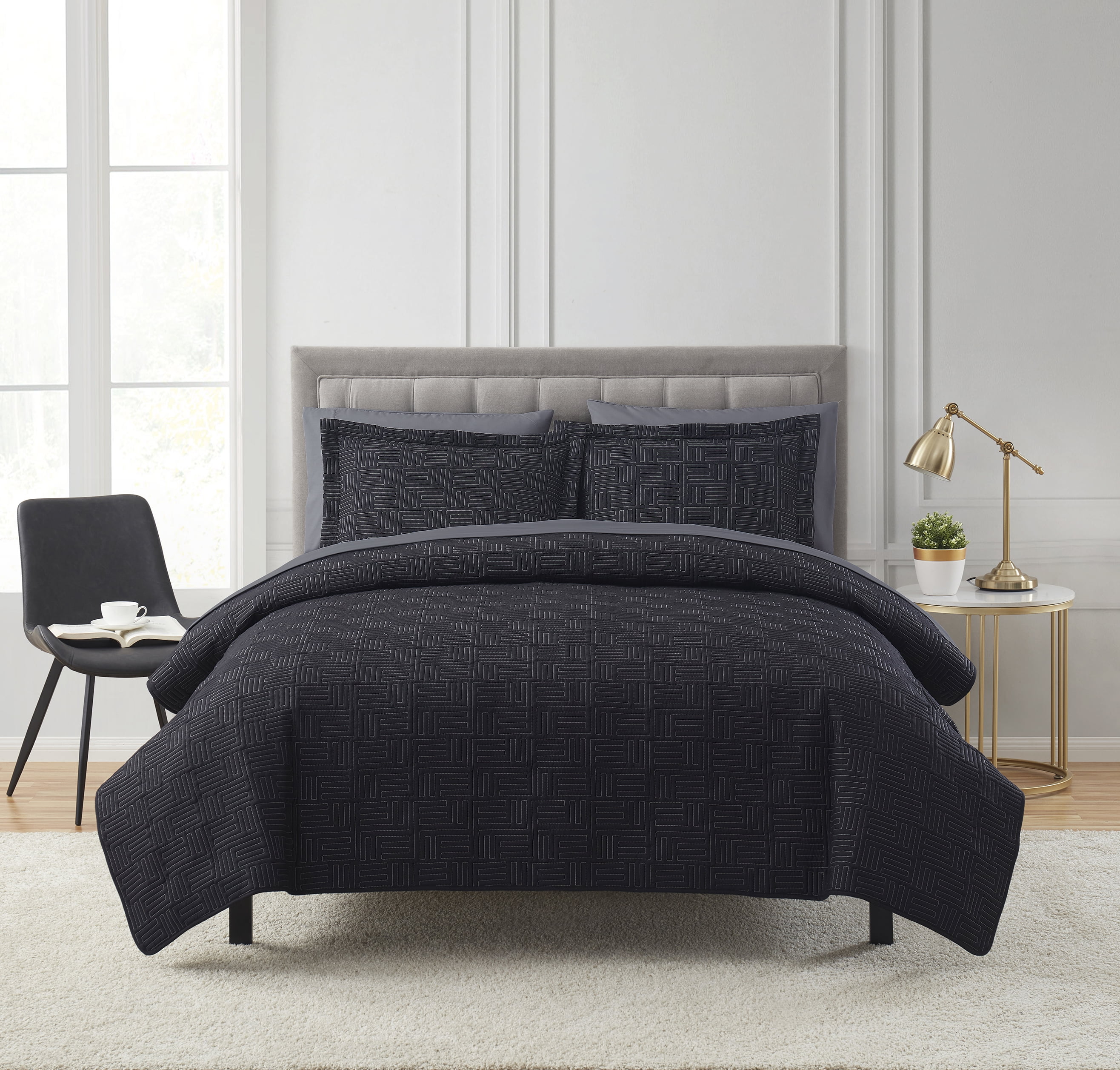 Mainstays 7 Piece Black Quilt Set with Sheets, Full