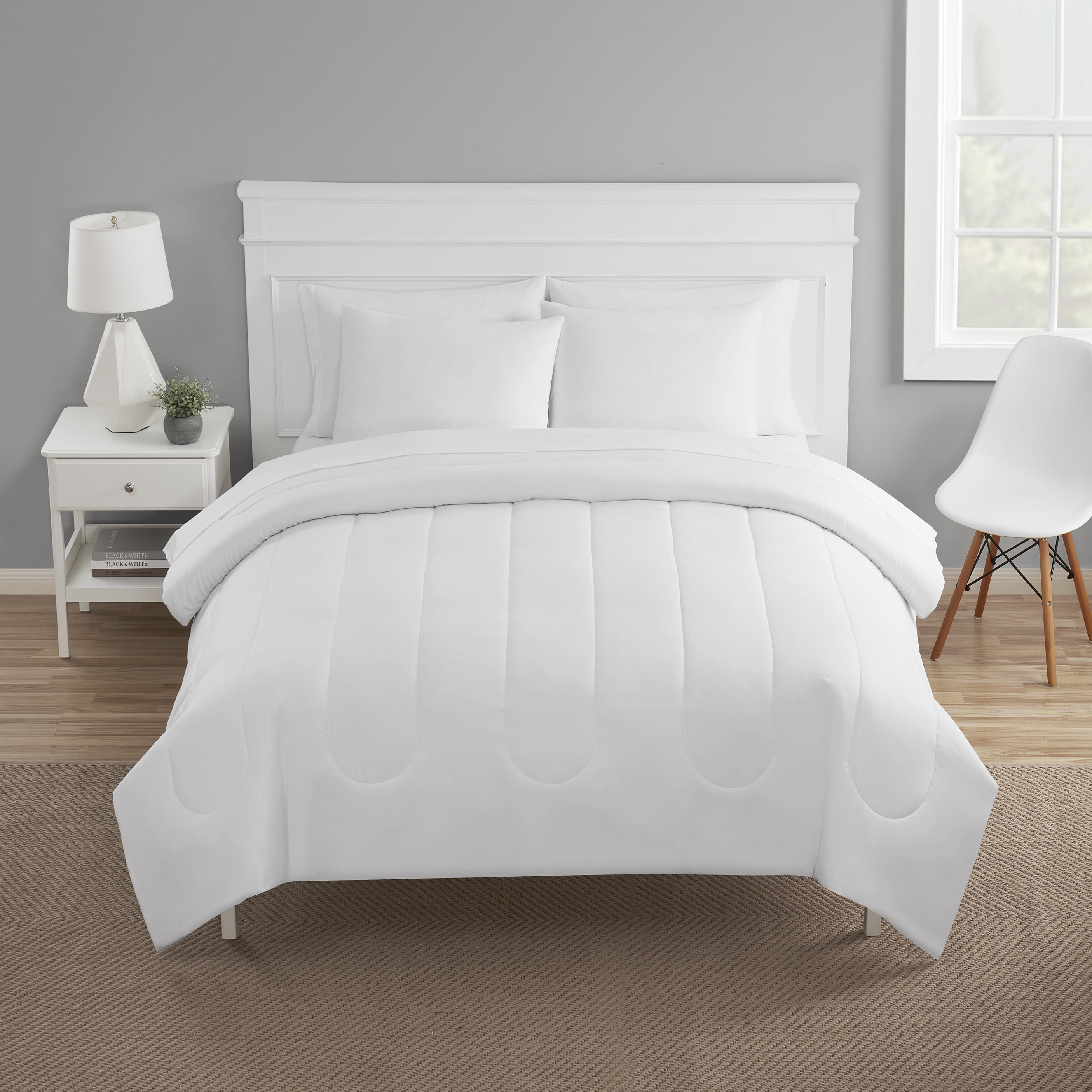 Mainstays 7 Piece Reversible Bed in a Bag Comforter Set with Sheets, Artic White, King