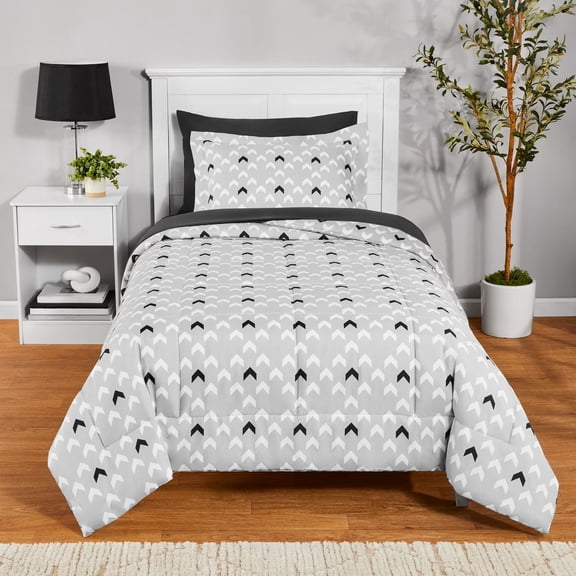 Mainstays 5-Piece Reversible Bed in a Bag Comforter and Sheet Set, Light Grey Chevron