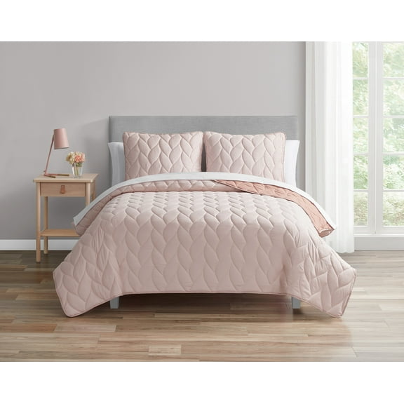 Mainstays 7-Piece Soft Pink Reversible Quilt Set with White Sheets, Queen