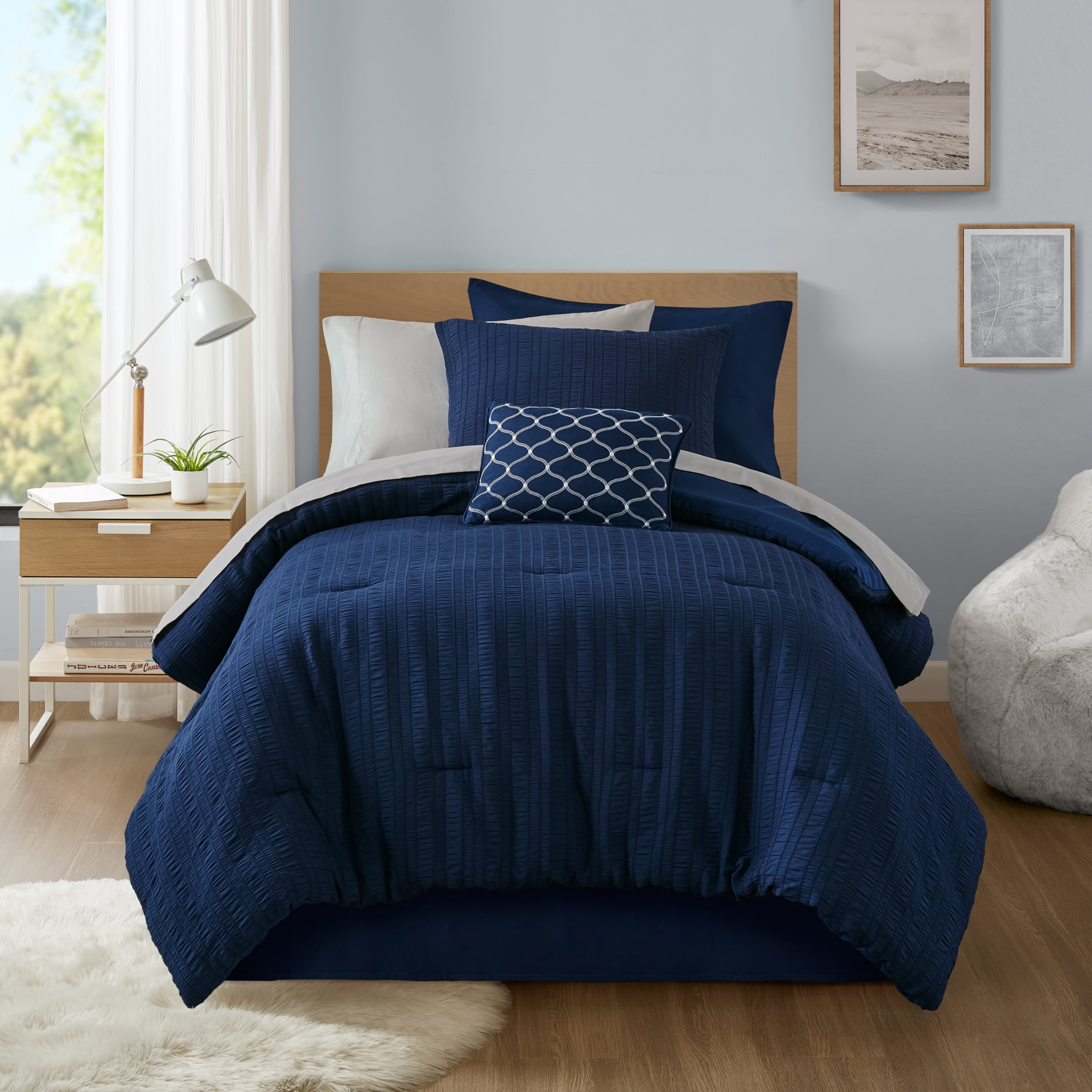 Mainstays All in One Reversible Comforter and Sheet set- 8 Piece, Twin, Navy Seersucker