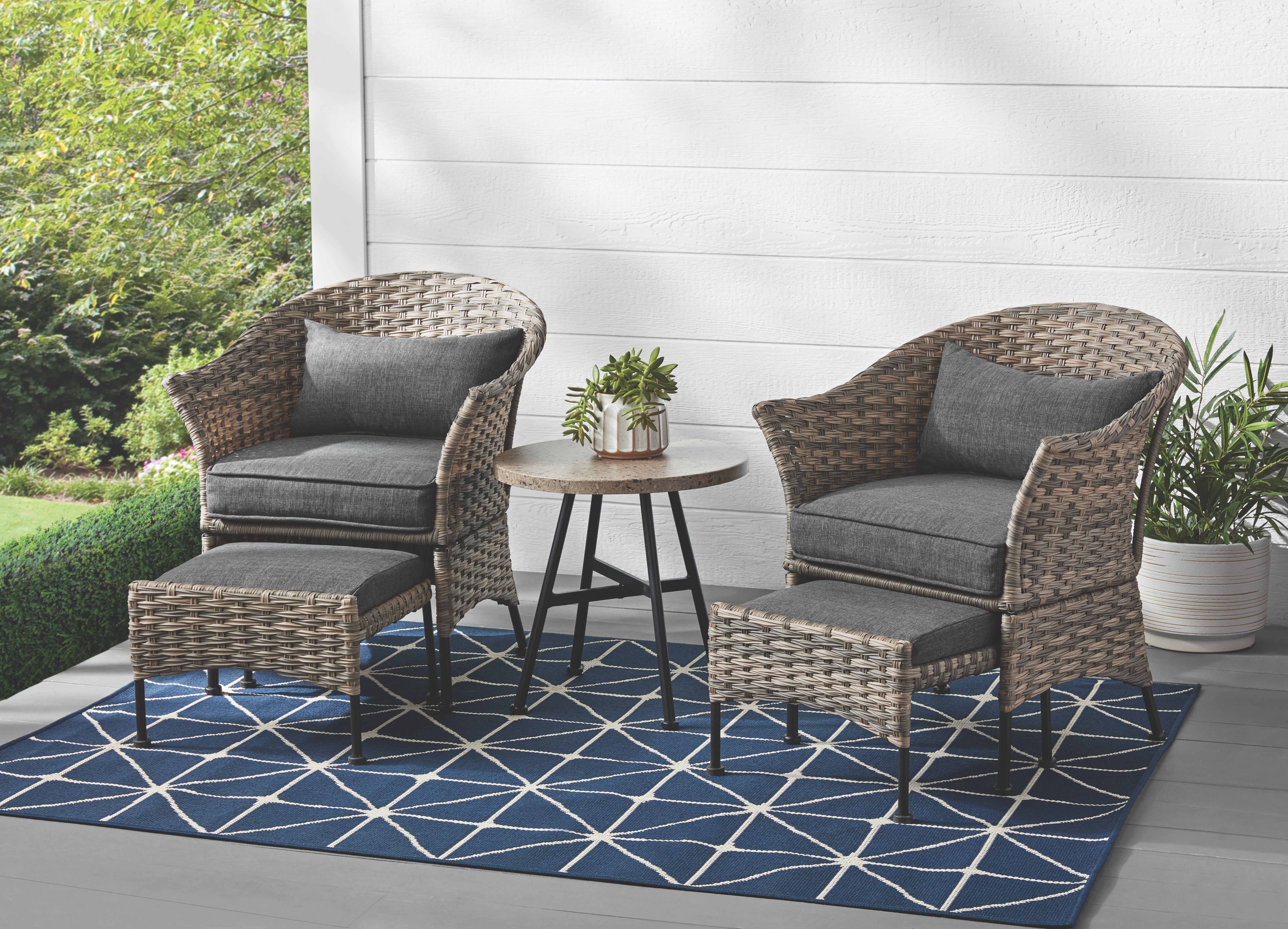 Mainstays Arlington Glen 5 Piece Outdoor Wicker Patio Furniture Set Brown