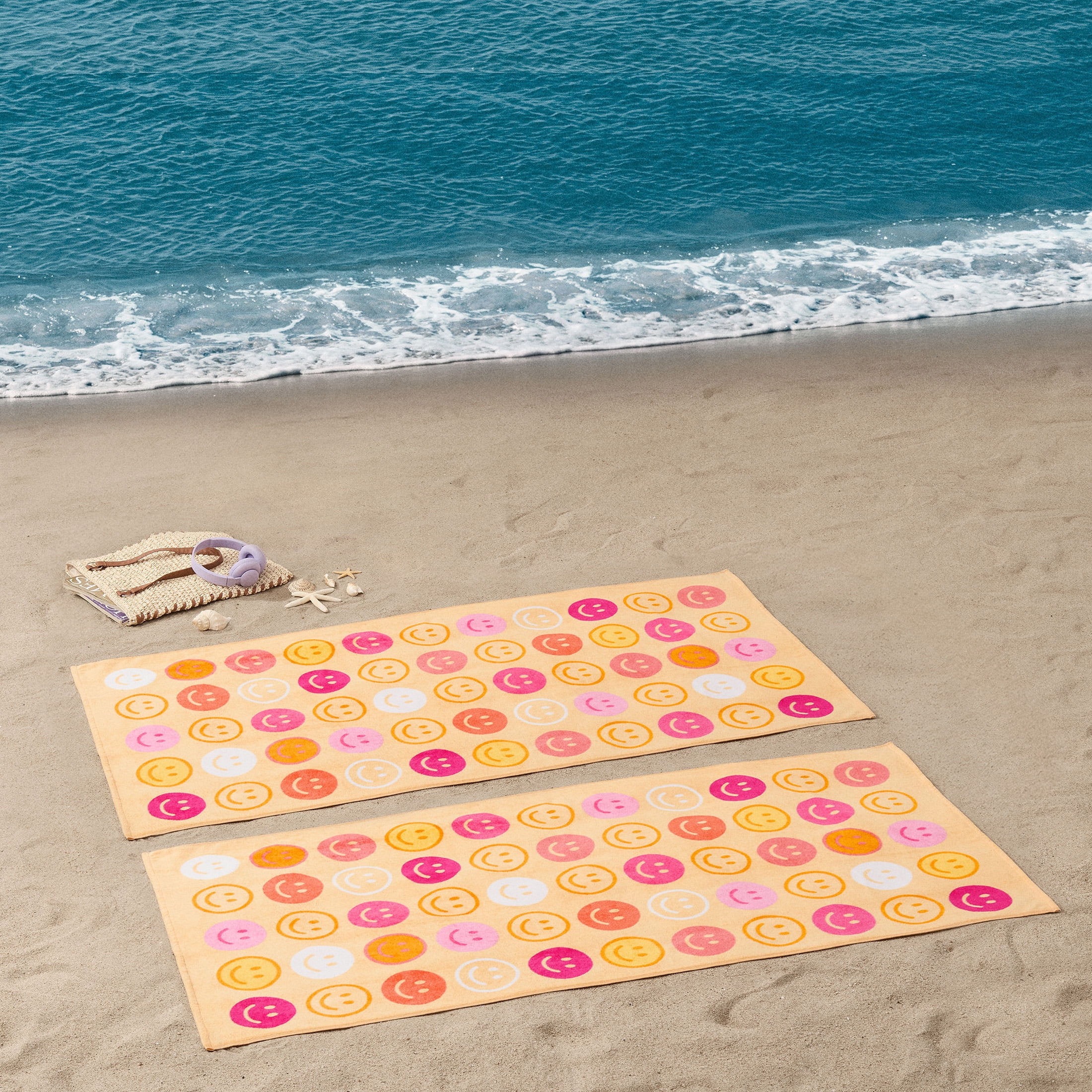Mainstays Beach Collection Smiley Faces Cotton-Blend Beach Towels (2 Count)
