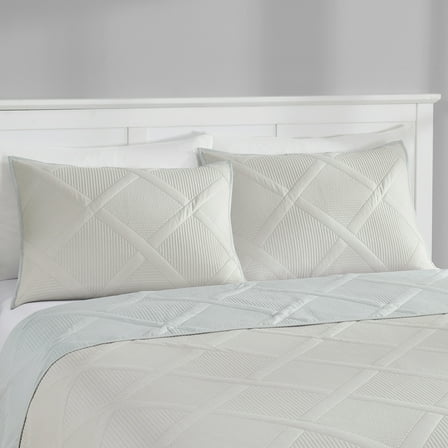 Mainstays Diamond Pinsonic Quilted Pillow Sham, Beige, King, 2 Pack, All Ages