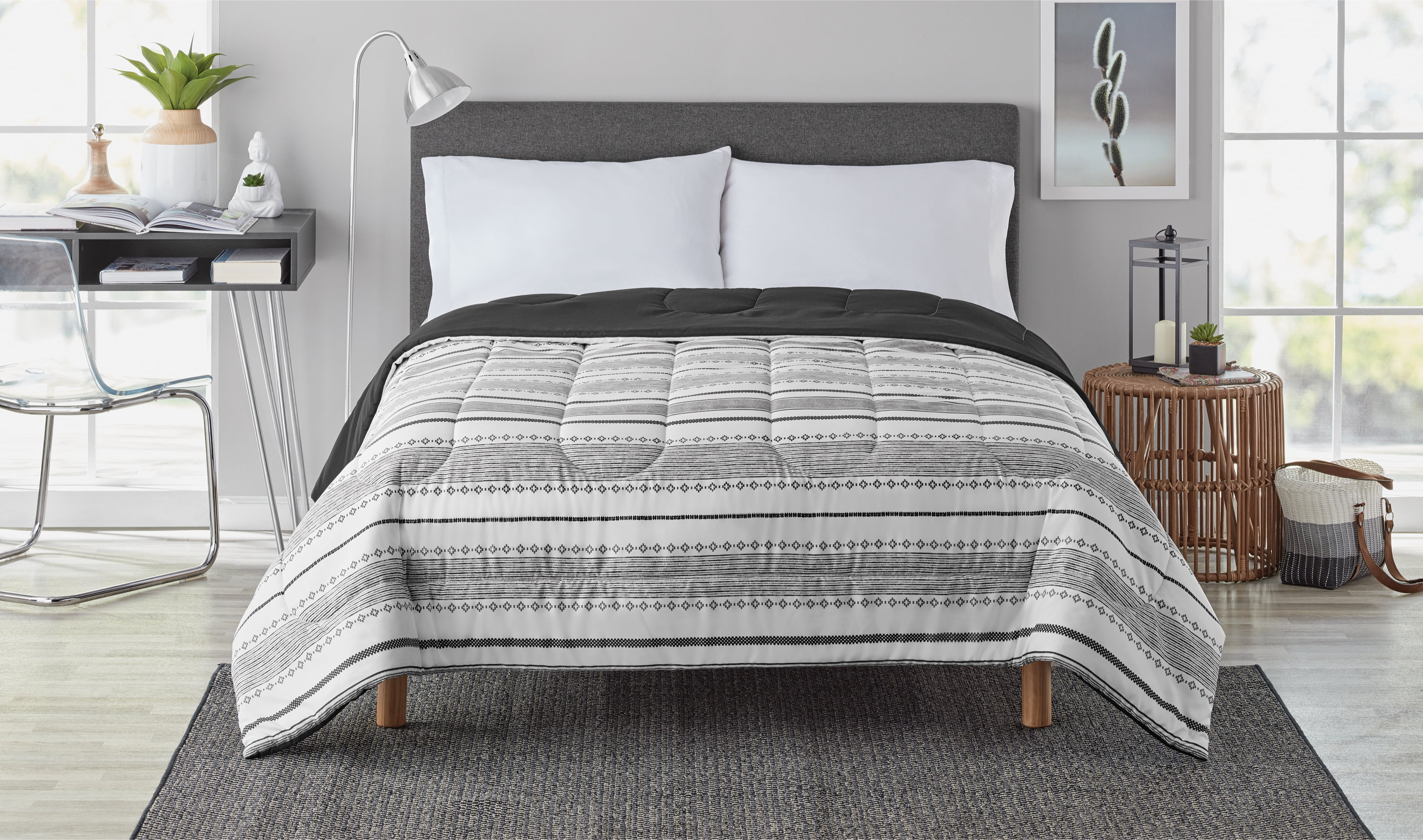 Mainstays Black and White Stripe 3 Piece Bed in a Bag Comforter Set, Twin/Twin XL