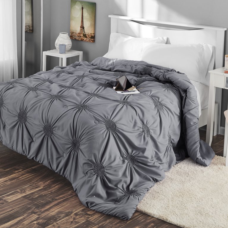 https://i5.walmartimages.com/seo/Mainstays-Circle-Ruched-Solid-Microfiber-Comforter_58188b9b-5483-4ed3-b09a-a1d81c2c6a87_2.5da048c227d62232042e58ac32c0ec20.jpeg?odnHeight=768&odnWidth=768&odnBg=FFFFFF