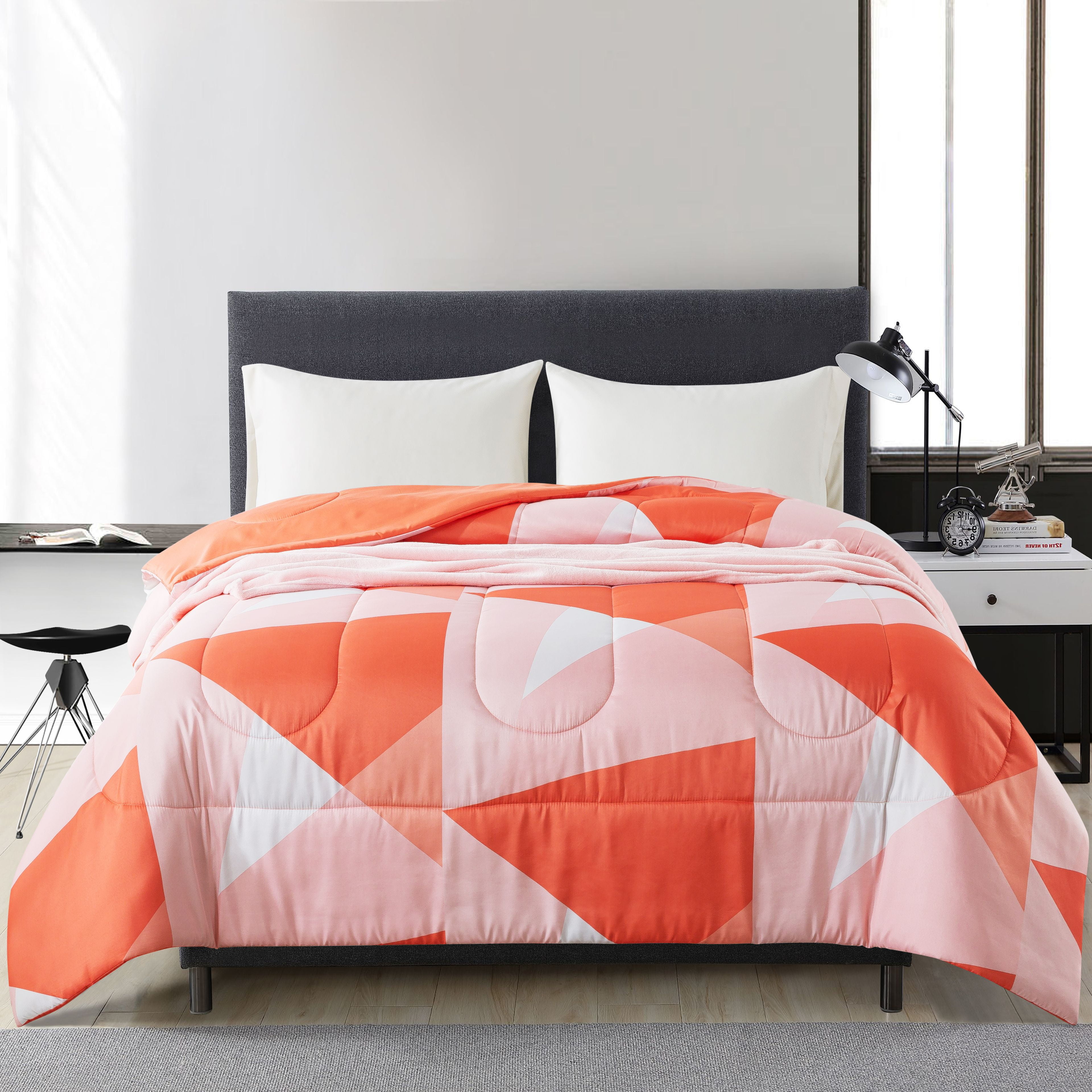 Mainstays Coral Geometric 5 Piece Bed in a Bag Comforter Set with Sheets and Plush Throw, Full