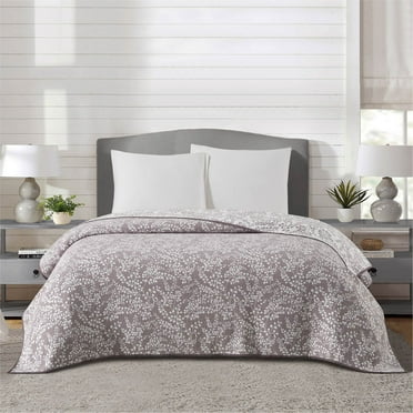 Mainstays Queen Quilt - Light Purple Coverlet - Stitched Botanical Floral Design, Lightweight & Reversible Bedding