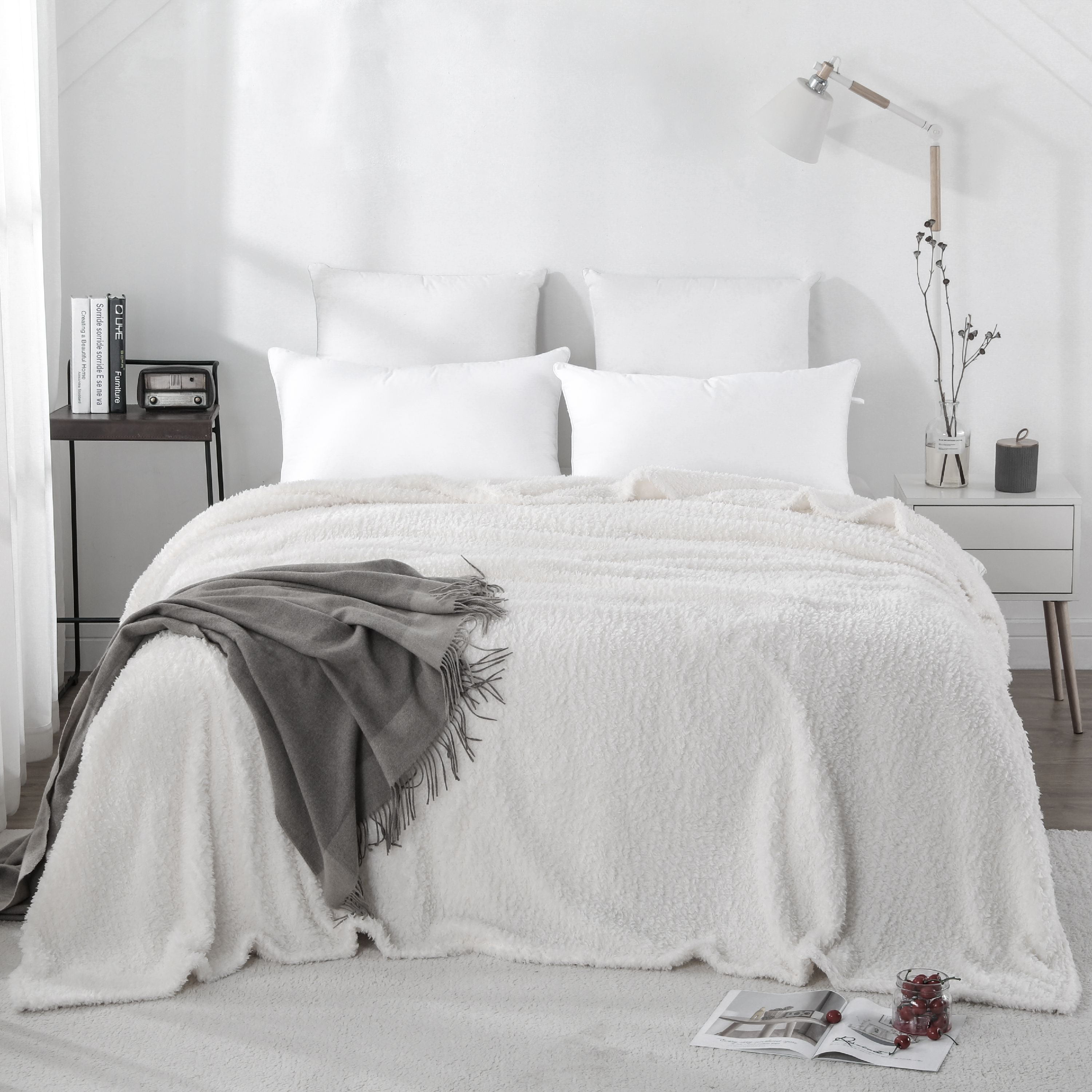 Mainstays Extra Plush Sherpa King Blanket in Ivory