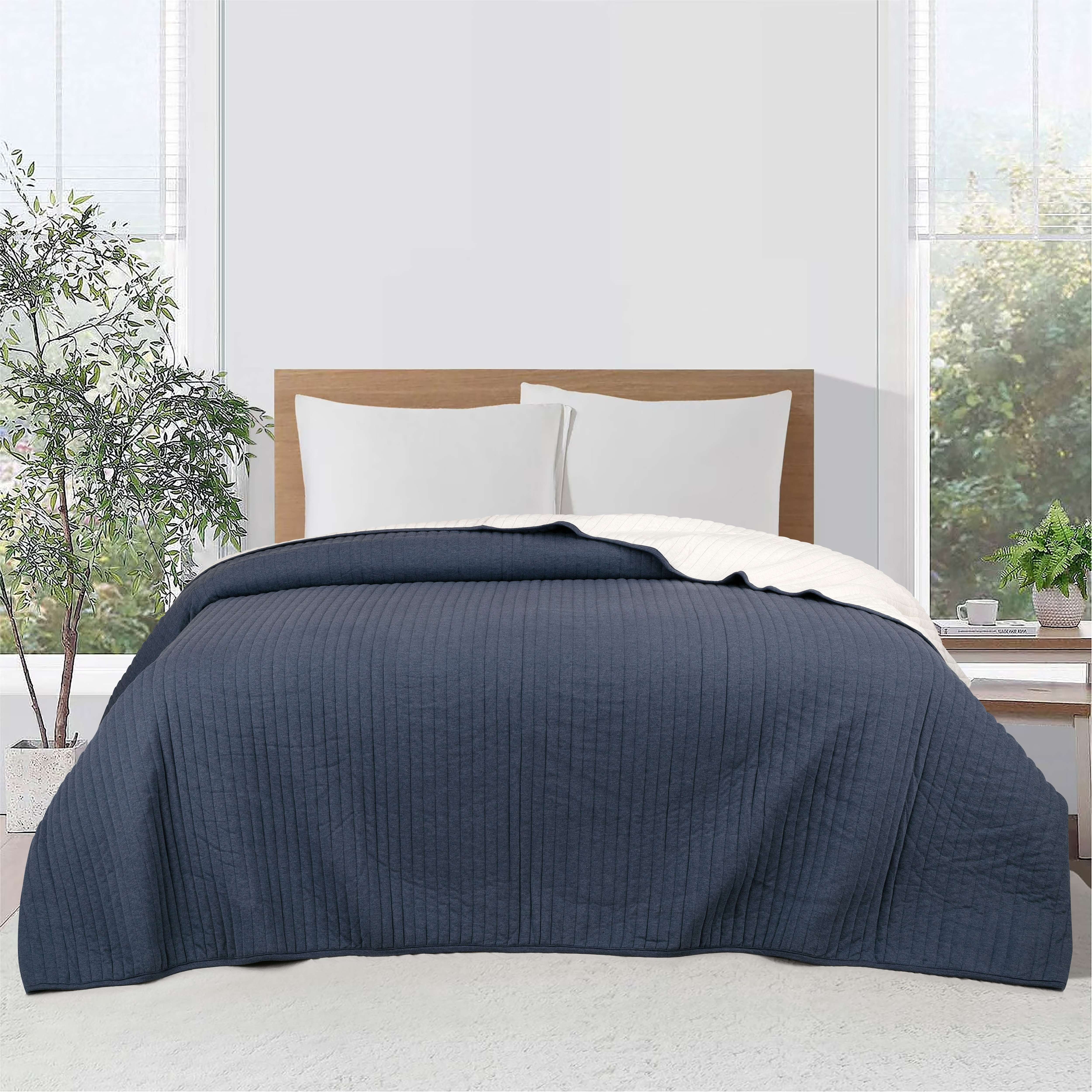 Mainstays Jersey Quilt Bedding 60% Cotton, 40% Polyester Jersey Knitted Weave, King - Reversible, Breathable