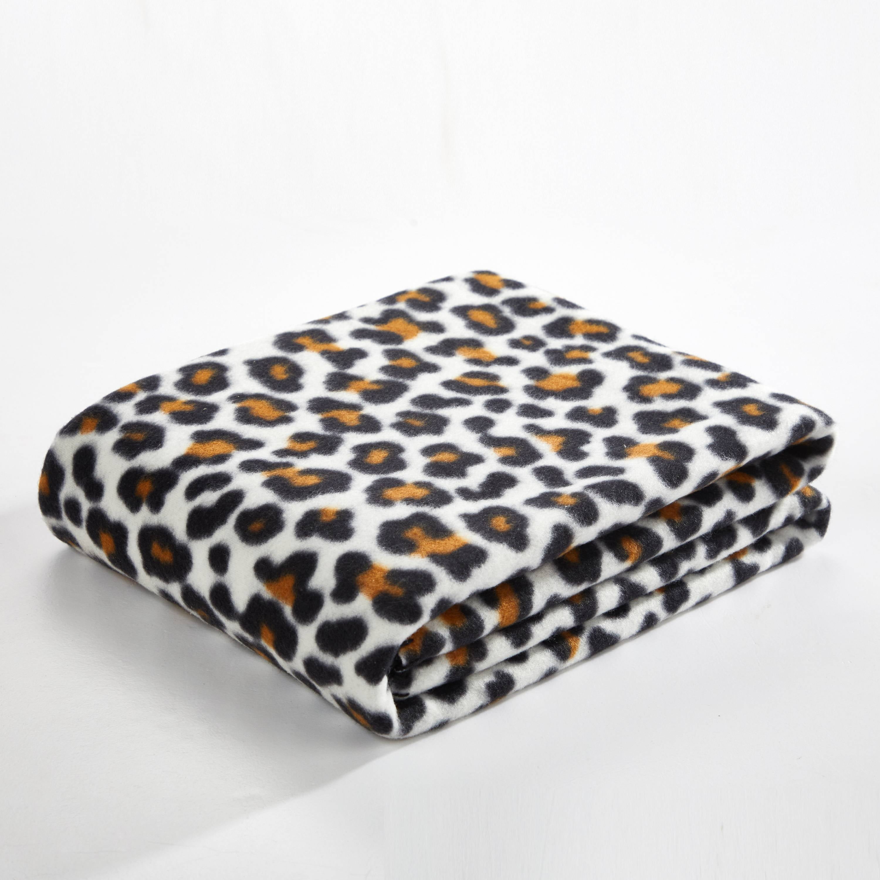 Mainstays Fleece Plush Throw Blanket, 50" x 60", Brown