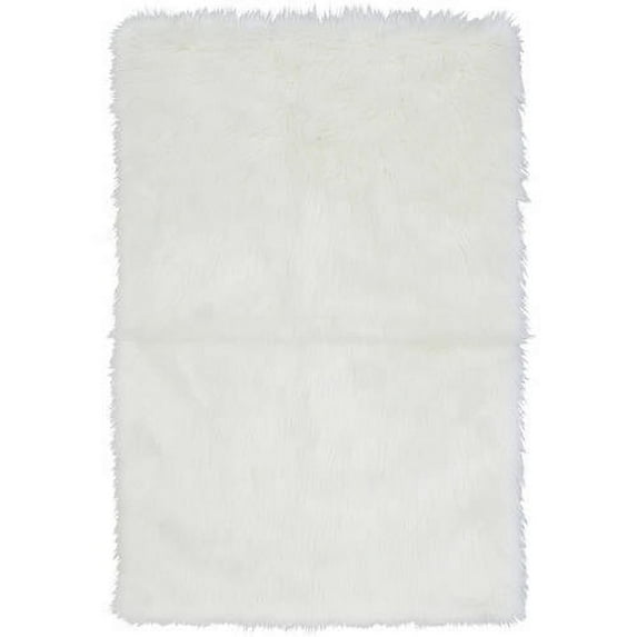 Mainstays Flokati Solid White Fur Accent Rug 30x46 in