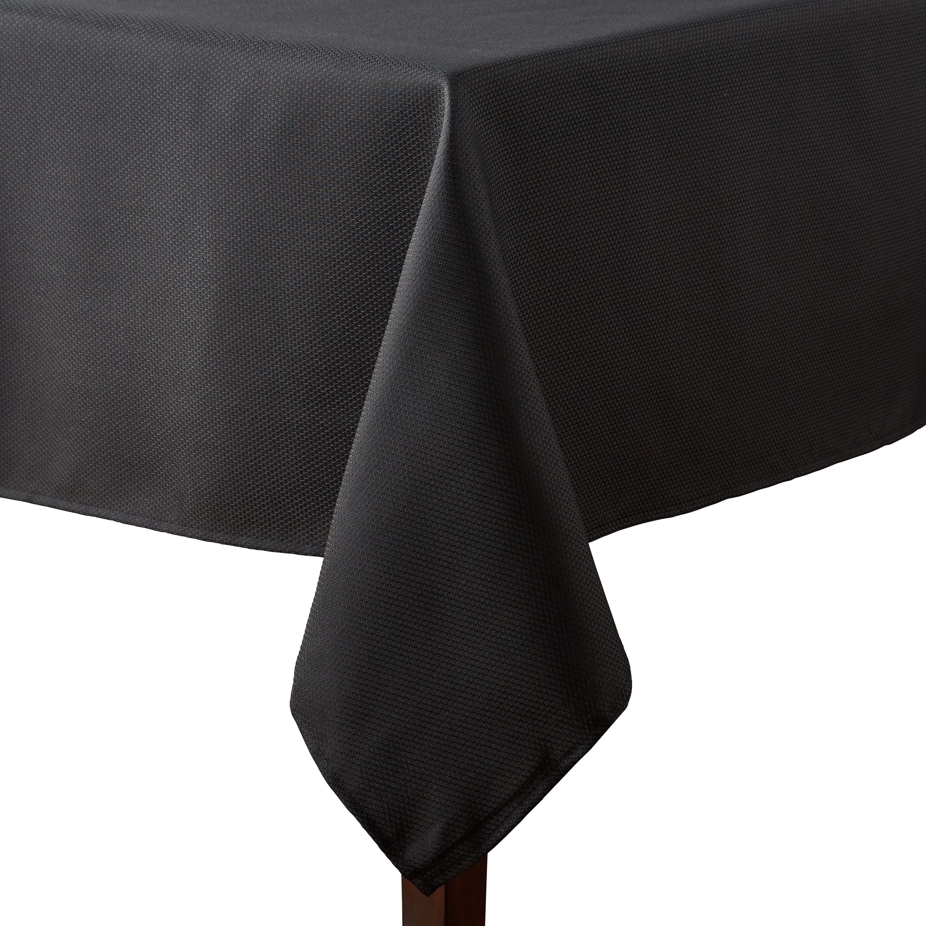 Hay Crest Tablecloth - Black Style