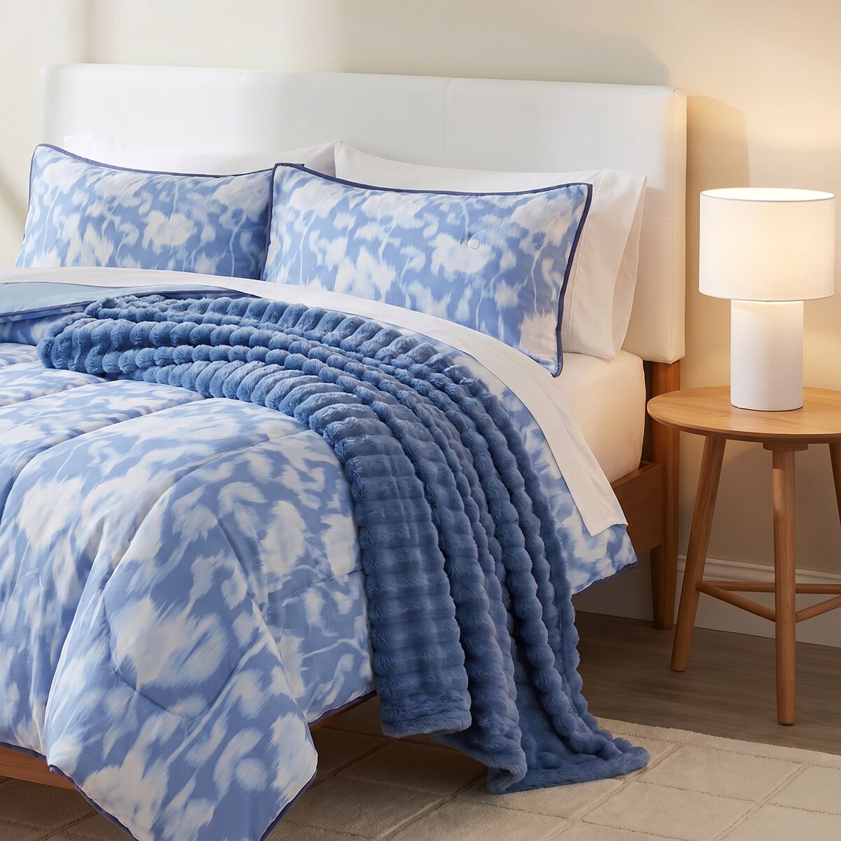 Mainstays Full Queen Comforter Set All Season 3 Piece Blue Blurred Rose: What We Checked First