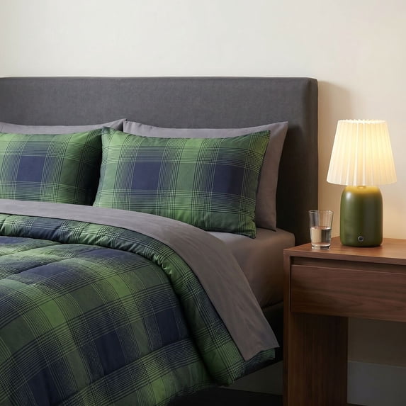 Mainstays Shadow Plaid 3-Piece Green Comforter Set, Full/Queen