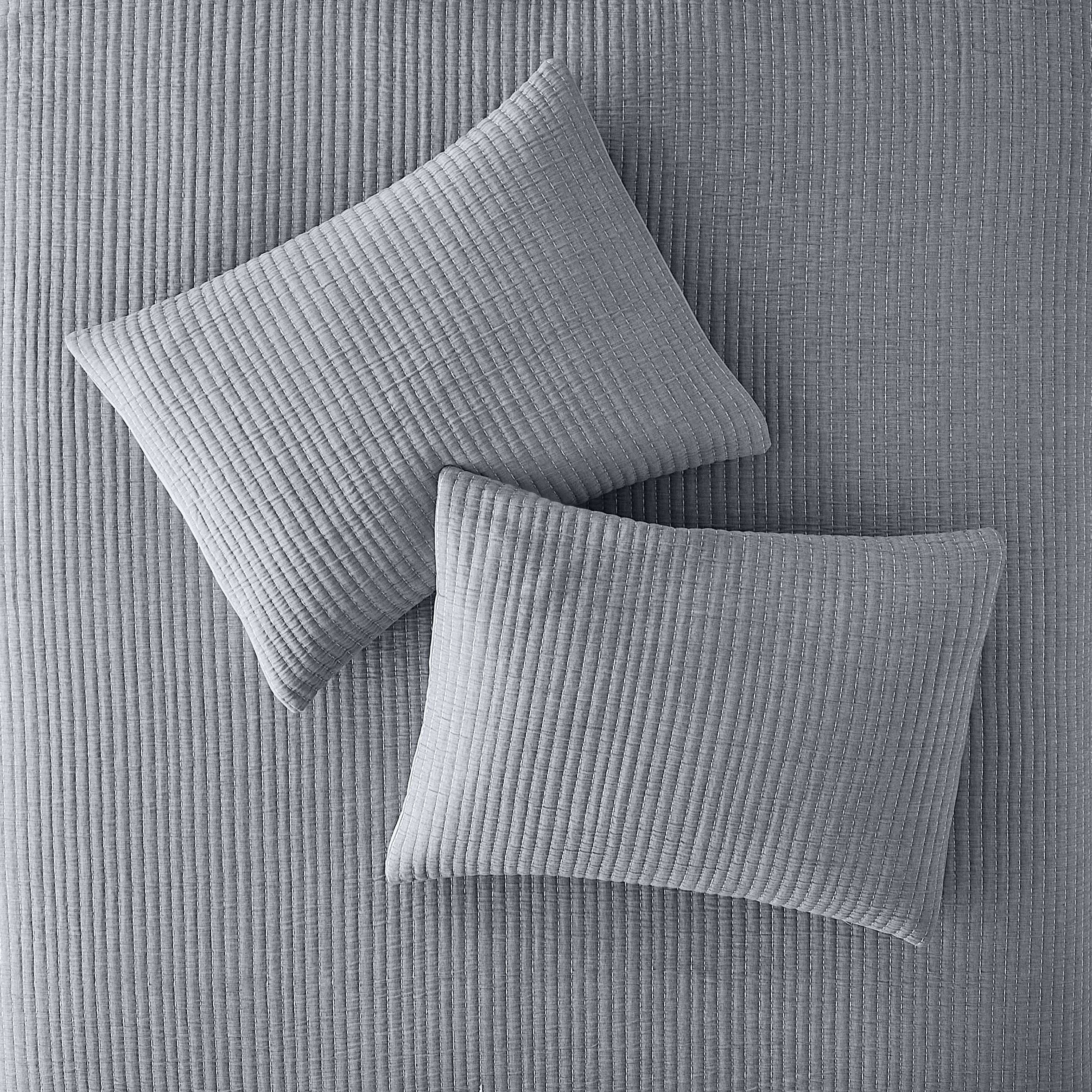 Mainstays 100% Cotton Matelassé Quilt, Full/Queen, Reversible, Gray